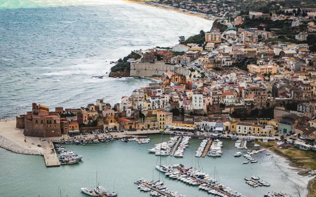 Sicilia: El Crisol de Culturas del Mediterráneo